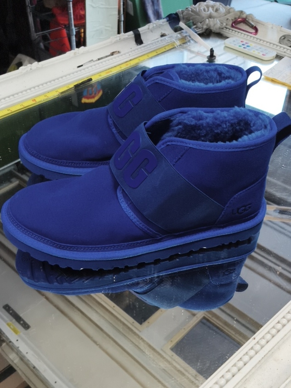 Vibrant blue UGG Neumel II Graphic chukka boots W/ elastic strap. MINT.